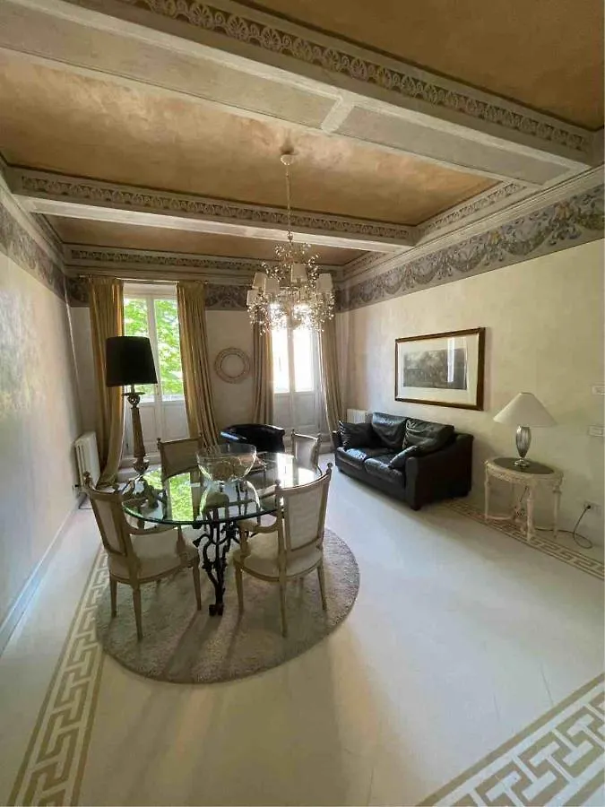 Apartment Ferienwohnung Casa San Domenico Mantua Italien